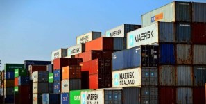 global trade schedule reliability maersk logistics freight